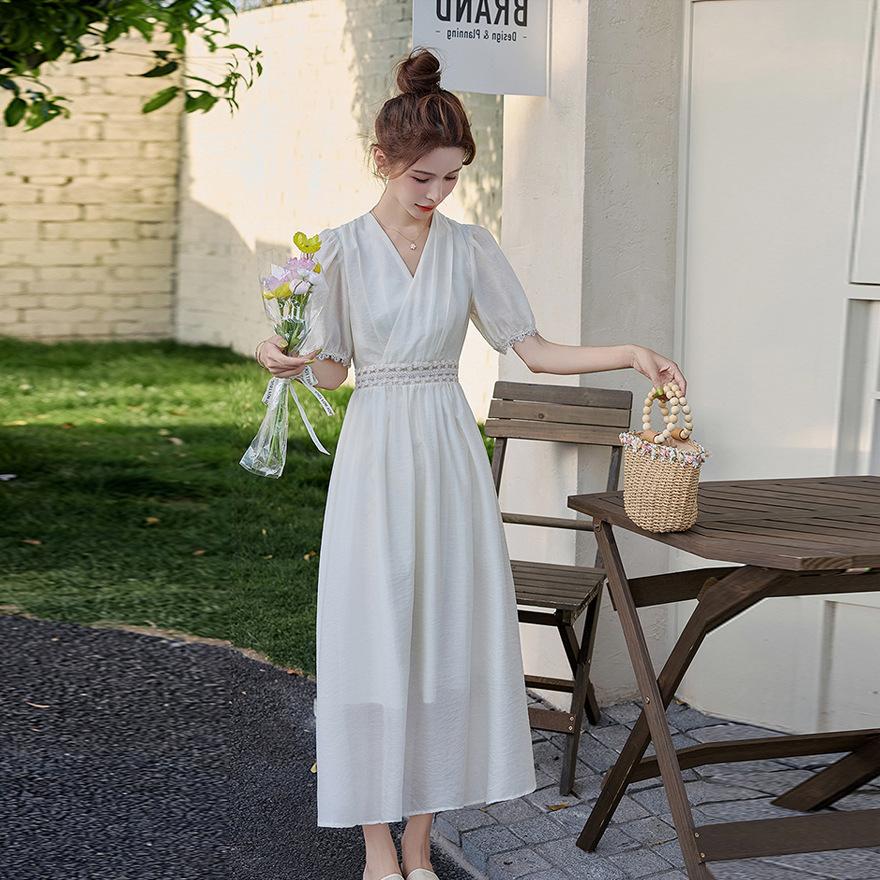 Платье с нежным ветром женское летнее новое женственное темпераментное платье светской львицы с кружевной отделкой средней длины M
Платье с нежным ветром женское летнее новое женственное темпераментное платье светской львицы с кружевной отделкой средней длины M