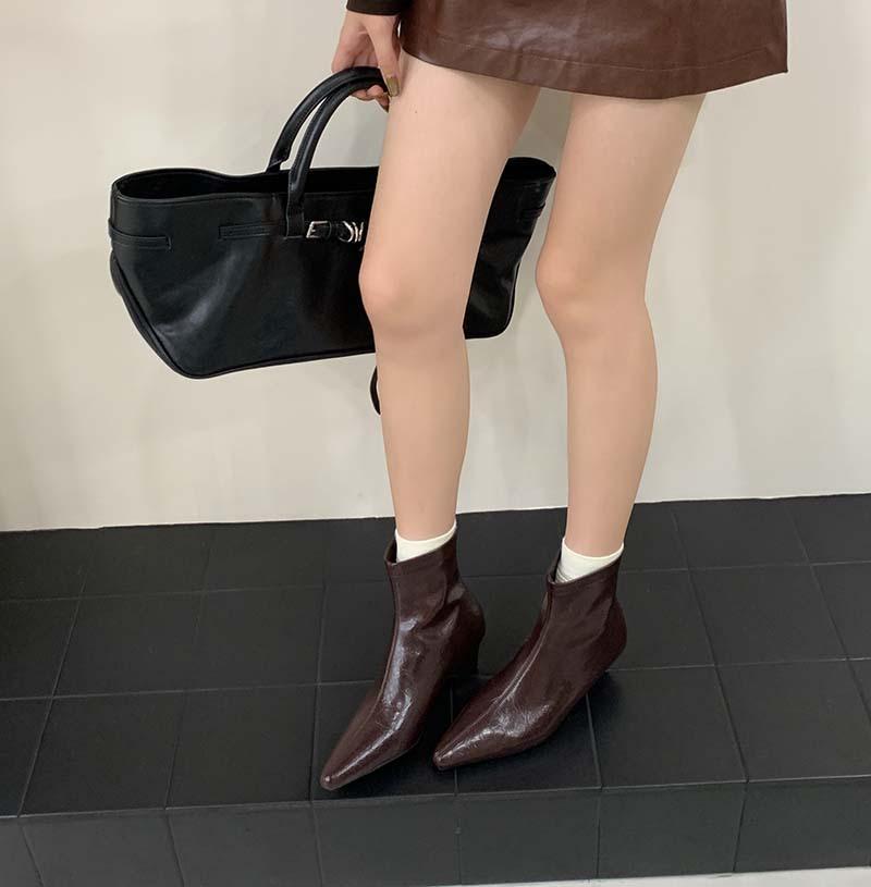 Остроносые короткие ботинки женские новые 2025 осенне-зимние ботинки тонкие ботинки танкетка женские ботинки французский низкий каблук короткие ботинки ботинки Мартин 40 коричневый
Остроносые короткие ботинки женские новые 2025 осенне-зимние ботинки тонкие ботинки танкетка женские ботинки французский низкий каблук короткие ботинки ботинки Мартин 40 коричневый