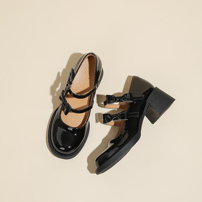 Лакированные туфли Мэри Джейн на высоком каблуке, новые весенне-осенние туфли с бантами на липучке, не утомляющие ноги, маленькие кожаные туфли с открытым верхом, толстым каблуком, одинарные туфли 35 чёрный
Лакированные туфли Мэри Джейн на высоком каблуке, новые весенне-осенние туфли с бантами на липучке, не утомляющие ноги, маленькие кожаные туфли с открытым верхом, толстым каблуком, одинарные туфли 35 чёрный