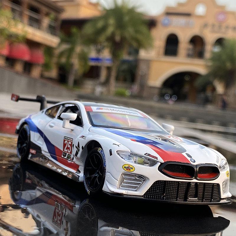1:32 BMW M8 GTE BMW M4 DTM M6 IM Racing Car Diecast Metal Car Model Toy Model Sound & Light Pull back Collection Boy gift
1:32 BMW M8 GTE BMW M4 DTM M6 IM Racing Car Diecast Metal Car Model Toy Model Sound & Light Pull back Collection Boy gift