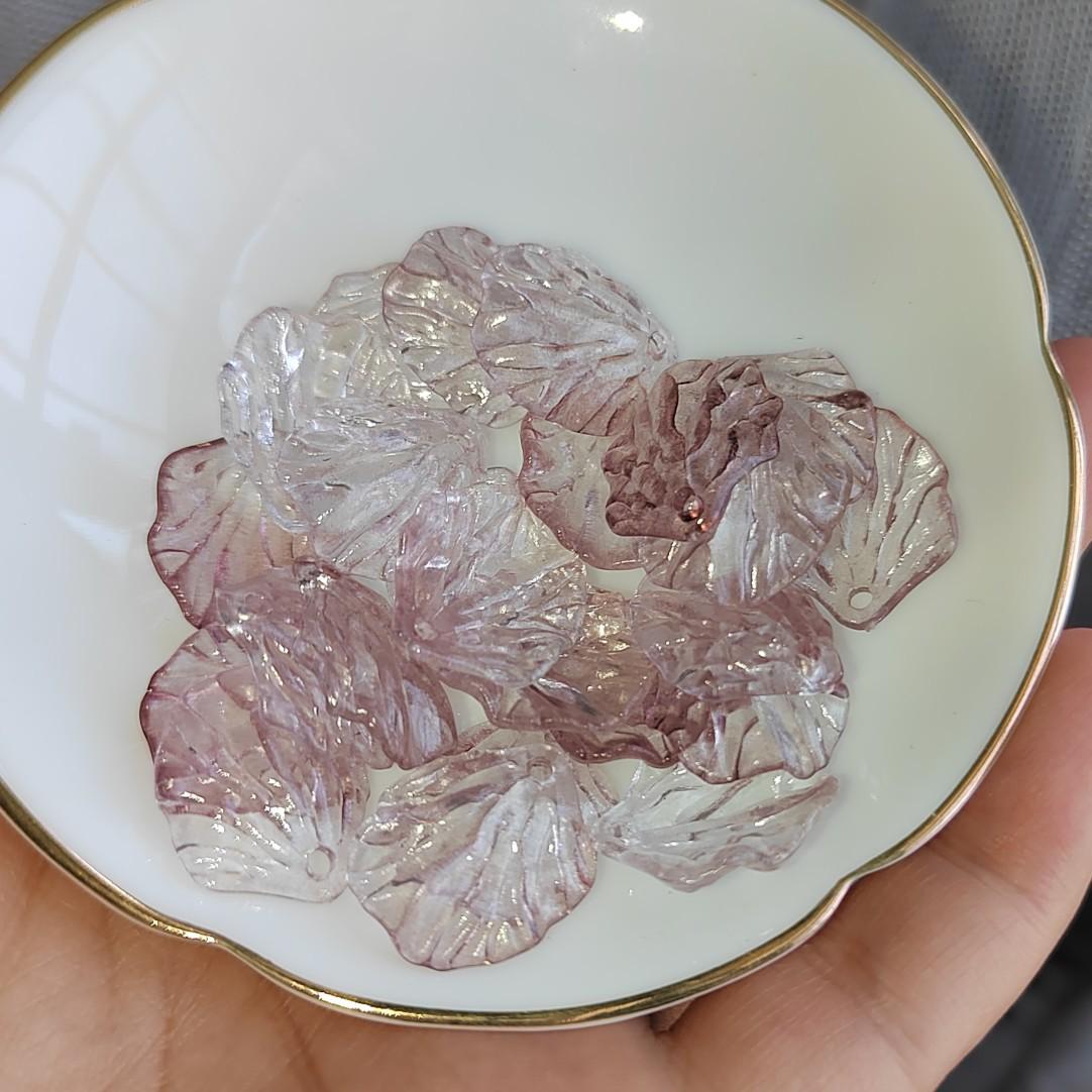 20g 60pcs Acrylic Gradient Cabbage Leaf Petals, 15*17mm, Handmade Headdress Accessories
20g 60pcs Acrylic Gradient Cabbage Leaf Petals, 15*17mm, Handmade Headdress Accessories