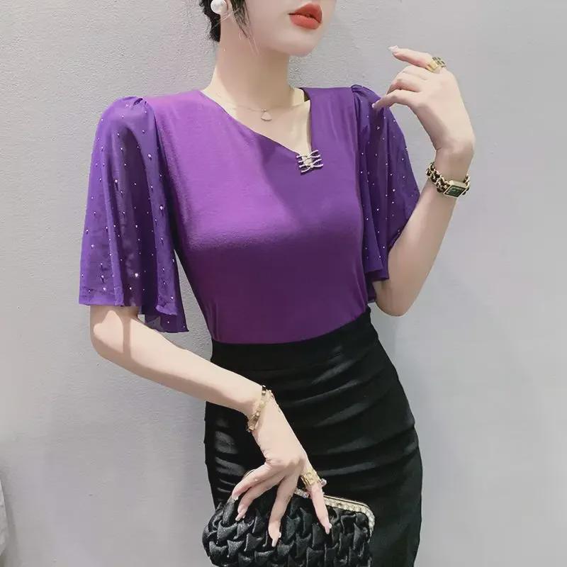 European-Style 2024 Summer V-Neck T-Shirt with Mesh, Hot Drilling, Lotus Leaf Sleeves, and Chinese Influence 2XL фіолетовий
European-Style 2024 Summer V-Neck T-Shirt with Mesh, Hot Drilling, Lotus Leaf Sleeves, and Chinese Influence 2XL фіолетовий