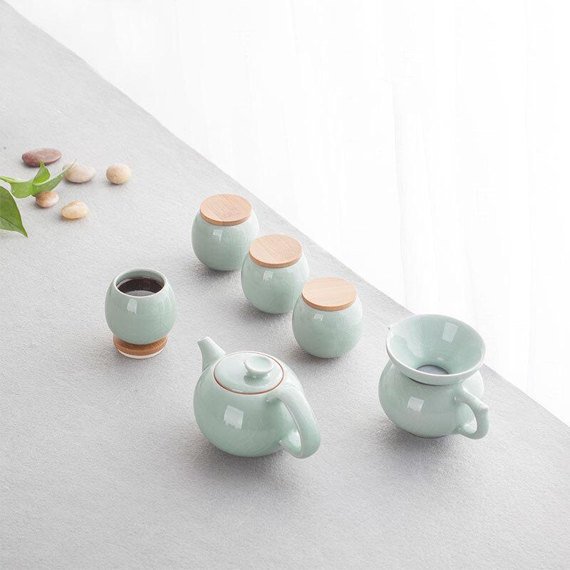 Wanchunhe Essential Chinese Tea Set
Wanchunhe Essential Chinese Tea Set