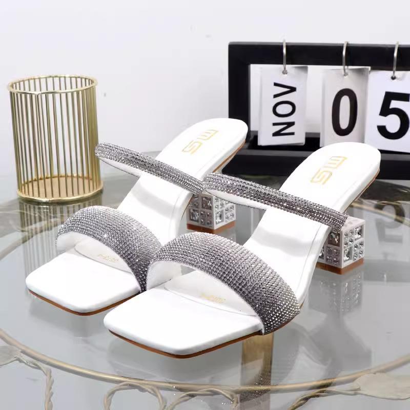 2025 new high-heeled transparent rhinestone sandals shoes simple square head sexy versatile large size high heels tide 34 белый
2025 new high-heeled transparent rhinestone sandals shoes simple square head sexy versatile large size high heels tide 34 белый