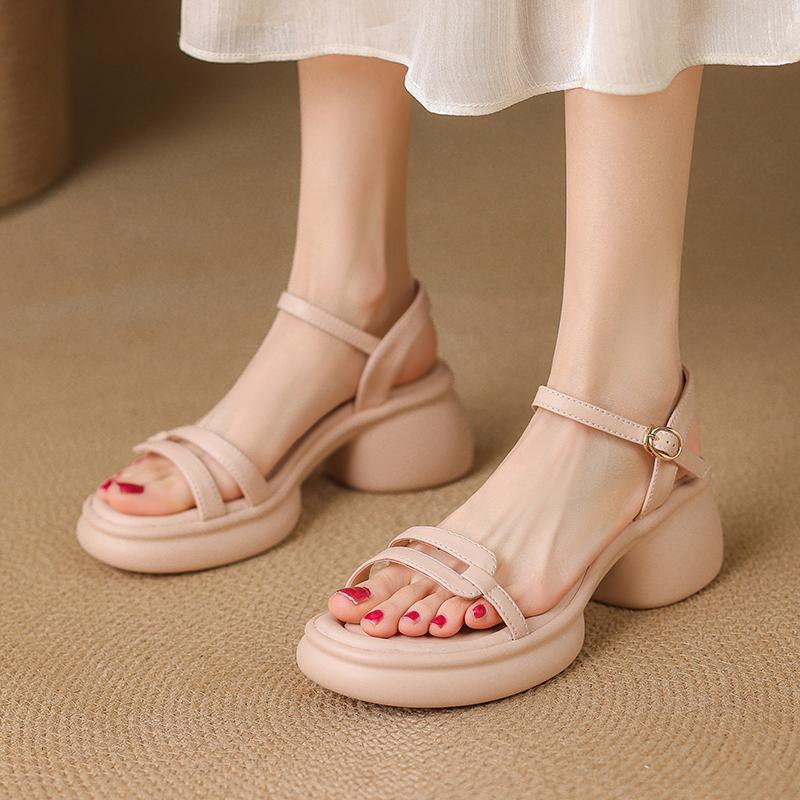 Women s high-heeled sandals summer new comfortable thick-heeled large-size open-toed casual sandals 43
Women s high-heeled sandals summer new comfortable thick-heeled large-size open-toed casual sandals 43