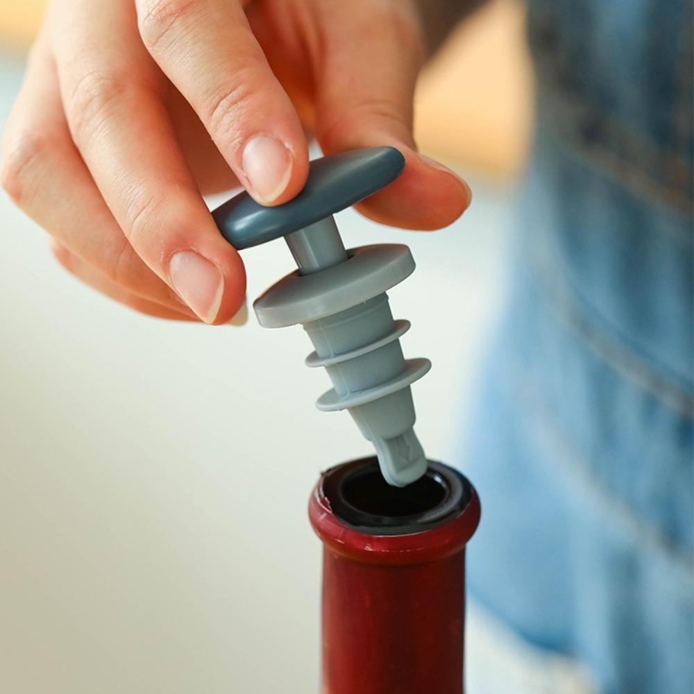 2pcs Leak Proof Beer Cap Stopper Silicone Bottle Sealer Stoppers New Wine Bottle Stopper синій
2pcs Leak Proof Beer Cap Stopper Silicone Bottle Sealer Stoppers New Wine Bottle Stopper синій