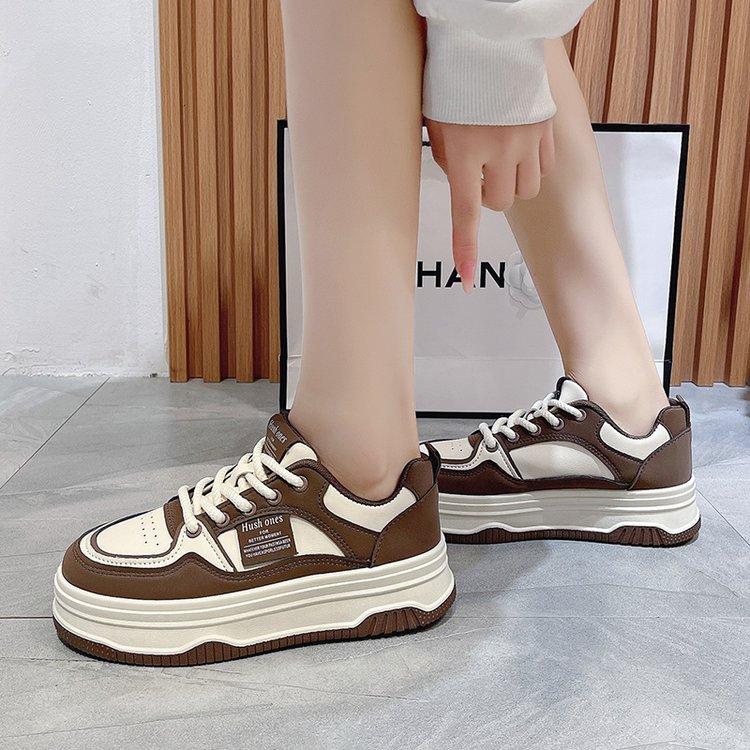 2024 winter new fashionable retro thick-soled heightening color matching casual single shoes little white shoes round head showing feet small board sh 40 коричневий
2024 winter new fashionable retro thick-soled heightening color matching casual single shoes little white shoes round head showing feet small board sh 40 коричневий