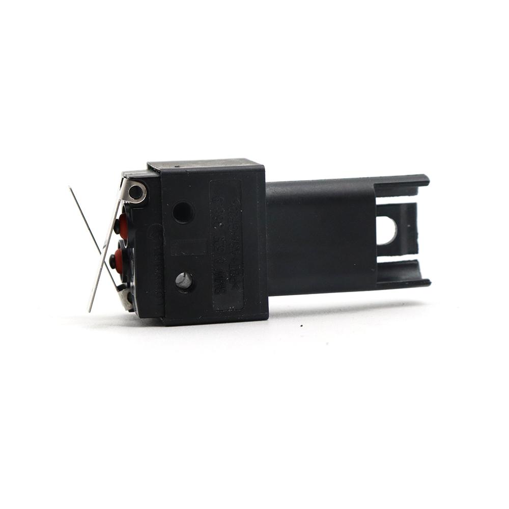 Motorcycle Clutch control microswitch For BMW K1600GT K1600GTL K 1600GT F750GS F 850GS 900R 900XR S1000RR S 1000R 1000XR 1000RR чорний
Motorcycle Clutch control microswitch For BMW K1600GT K1600GTL K 1600GT F750GS F 850GS 900R 900XR S1000RR S 1000R 1000XR 1000RR чорний