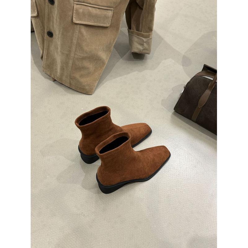 Short boots women s new 2025 autumn and winter women s boots high heels boots thick-soled short boots thin boots square head Martin boots 39 коричневый
Short boots women s new 2025 autumn and winter women s boots high heels boots thick-soled short boots thin boots square head Martin boots 39 коричневый