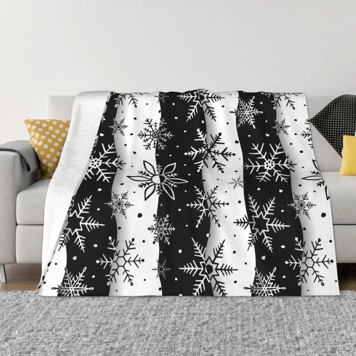 Рождественское одеяло со снежинкой, фланелевое осенне-зимнее черно-белое многофункциональное легкое одеяло для кровати, офисное одеяло
Рождественское одеяло со снежинкой, фланелевое осенне-зимнее черно-белое многофункциональное легкое одеяло для кровати, офисное одеяло