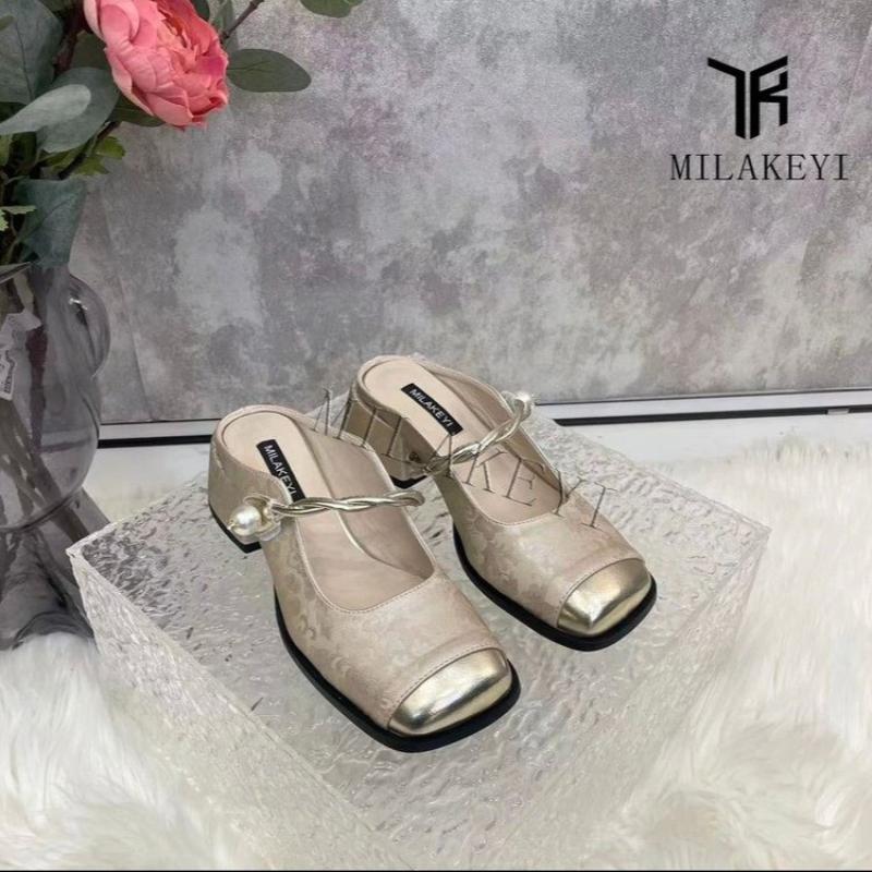 Solid Fashion Med Heel Pumps for Women 2024 New Hot Sale Baotou Rubber Ladies Shoes Shallow Pu Pumps Zapatos Para Mujeres
Solid Fashion Med Heel Pumps for Women 2024 New Hot Sale Baotou Rubber Ladies Shoes Shallow Pu Pumps Zapatos Para Mujeres