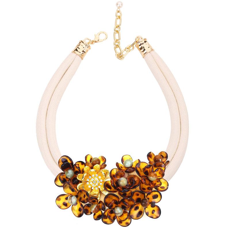 Statement Necklace with Beads&Flowers Design for Women Trendy Wedding Party Jewelry
Statement Necklace with Beads&Flowers Design for Women Trendy Wedding Party Jewelry