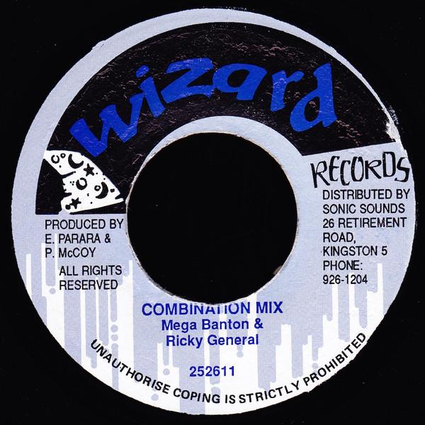 7inch Record MEGA BANTON & RICKY GENERAL - Combination Mix 252611 Wizard Records 1992 Jamaica Reggae, Ska & Dub Used
7inch Record MEGA BANTON & RICKY GENERAL - Combination Mix 252611 Wizard Records 1992 Jamaica Reggae, Ska & Dub Used