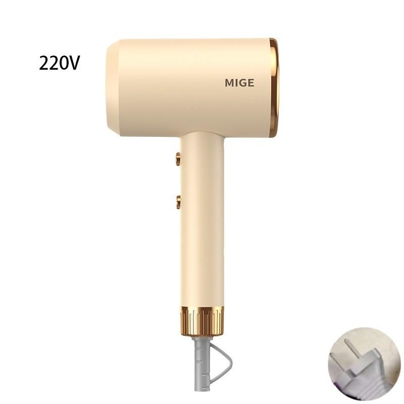 Фен Модный Абрикосового Цвета С Высоким Объемом Воздуха Для Домашнего Использования 220в
Фен Модный Абрикосового Цвета С Высоким Объемом Воздуха Для Домашнего Использования 220в