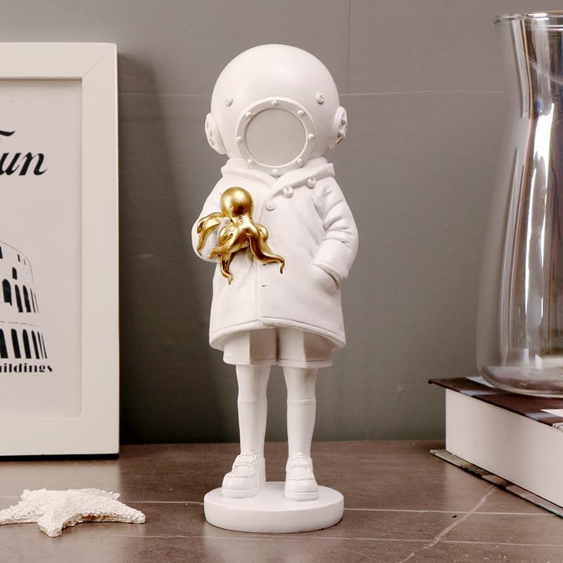 Nordic Art Deepsea Diver Statue Banksy Sculpture England Street Collectible Toy Resin Diver Figurine Home Decoration білий
Nordic Art Deepsea Diver Statue Banksy Sculpture England Street Collectible Toy Resin Diver Figurine Home Decoration білий