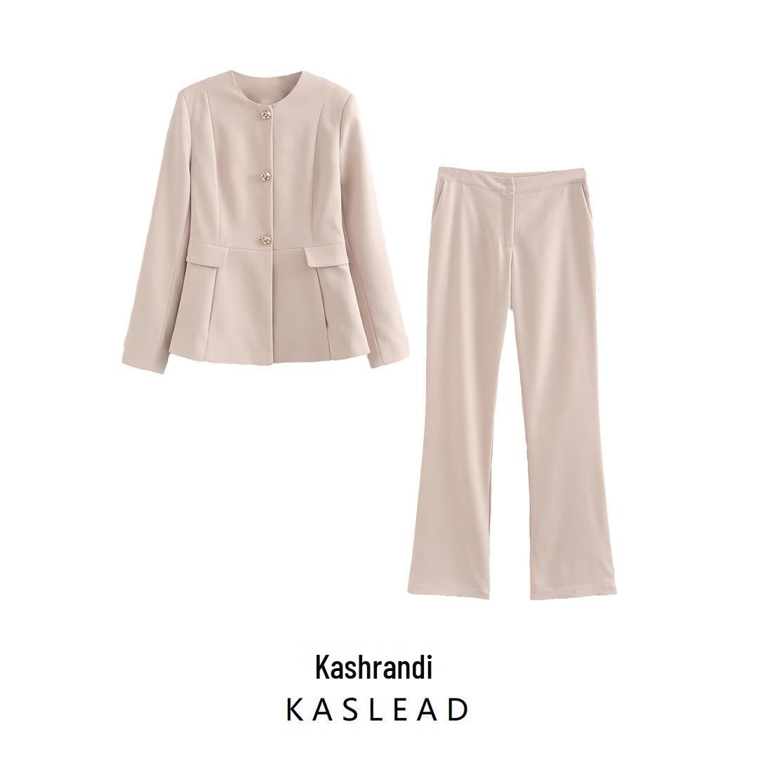 2024 Autumn Women s European & American Style Slim Fit Suit: Flap Jacket & Mid-Waist Straight Pants Set Large
2024 Autumn Women s European & American Style Slim Fit Suit: Flap Jacket & Mid-Waist Straight Pants Set Large