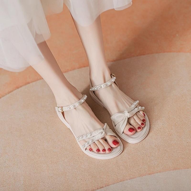Sandals girl 2025 summer new thick-soled fairy wind pearl beach shoes soft-soled wedge heel fashion Roman sandals 40
Sandals girl 2025 summer new thick-soled fairy wind pearl beach shoes soft-soled wedge heel fashion Roman sandals 40