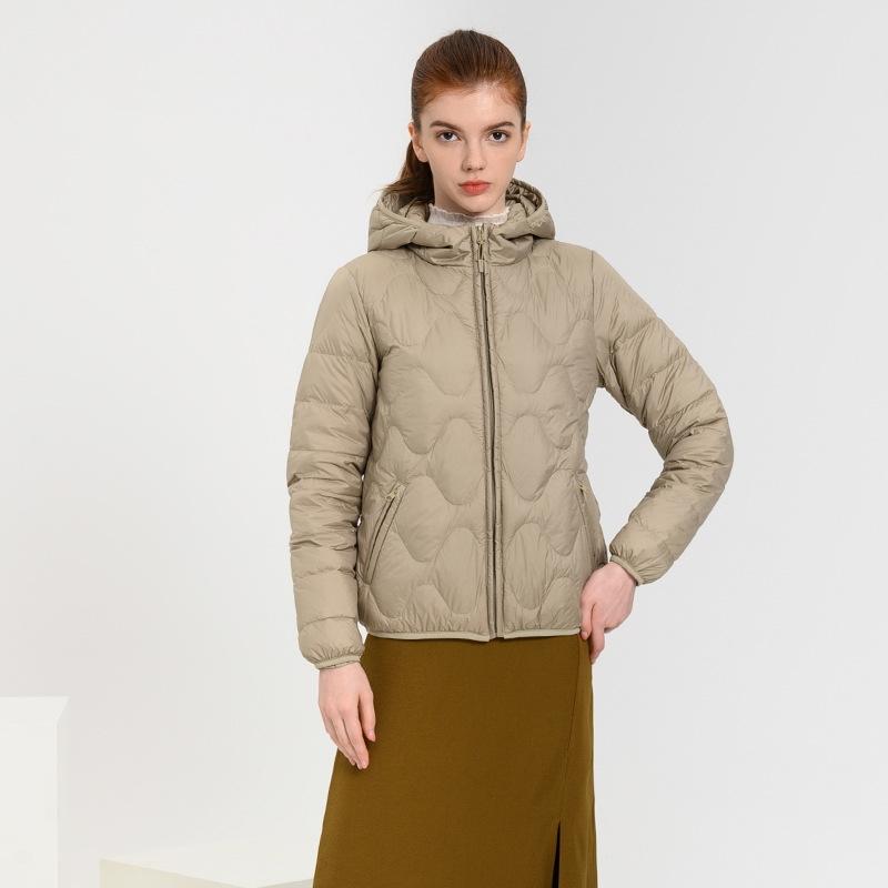 Жіночий короткий легкий пуховик з капюшоном Жіноче осінньо-зимове пальто XXXXL зелений
Жіночий короткий легкий пуховик з капюшоном Жіноче осінньо-зимове пальто XXXXL зелений