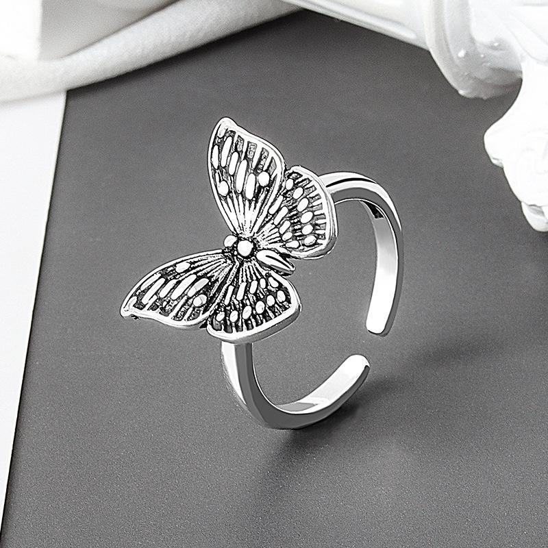S925 Silver Vintage Butterfly Open Ring For Women Fashionable Exaggerated Niche Design Jewelry opening adjustable
S925 Silver Vintage Butterfly Open Ring For Women Fashionable Exaggerated Niche Design Jewelry opening adjustable