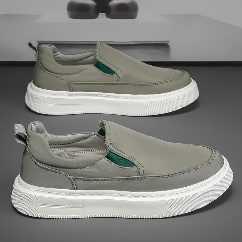 Summer new sports and leisure black breathable lazy canvas shoes 44 standard sports code зелений
Summer new sports and leisure black breathable lazy canvas shoes 44 standard sports code зелений