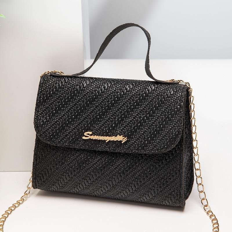 Leisure small square bag autumn and winter new women s bag simple handbag embossed chain bag cross-border bags чёрный
Leisure small square bag autumn and winter new women s bag simple handbag embossed chain bag cross-border bags чёрный