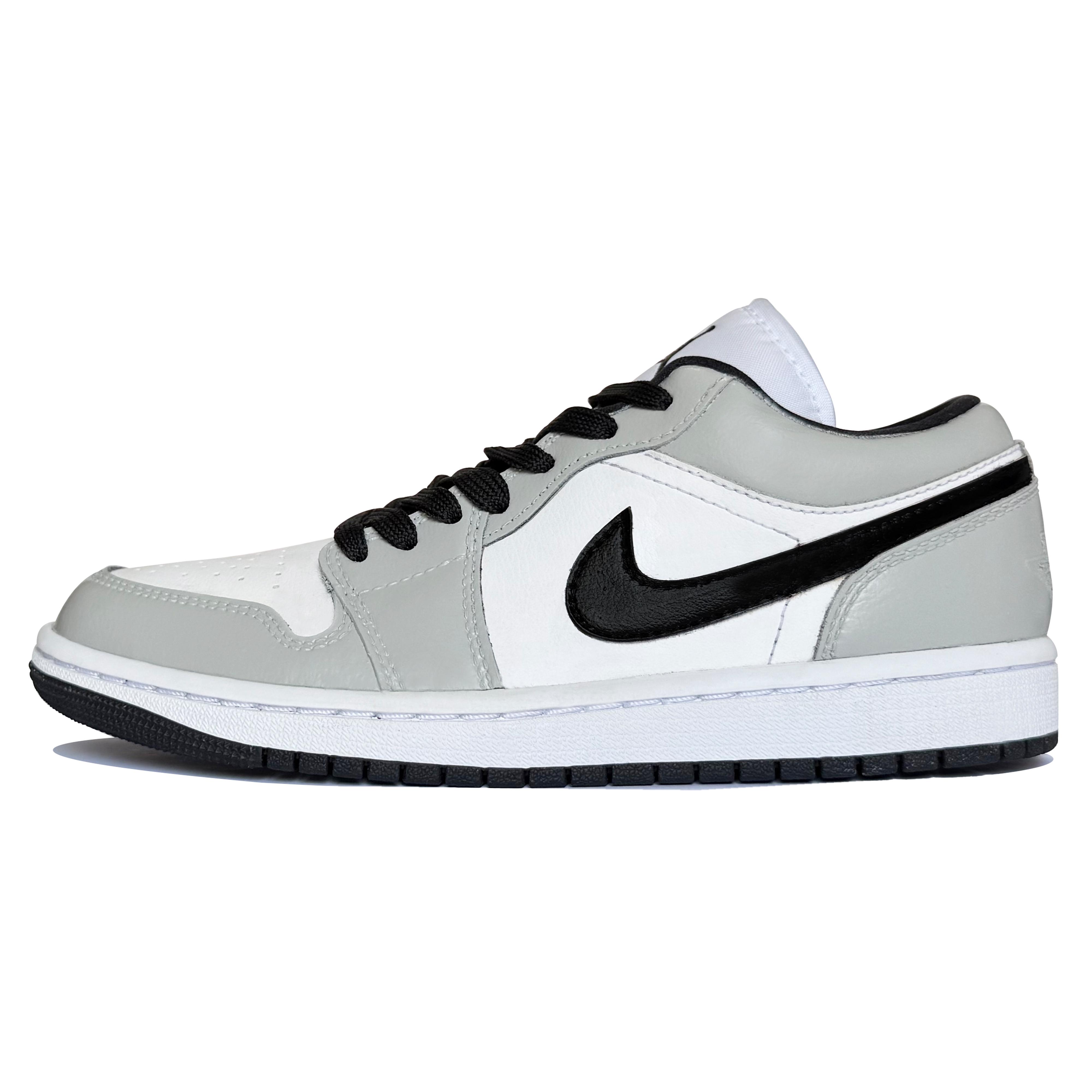 Jordan Air Jordan 1 Lunar Mail, Mist Gray Cushioning Low top Vintage Basketball Shoes Women s Gray White DC0774-101(TeamK-) 38
Jordan Air Jordan 1 Lunar Mail, Mist Gray Cushioning Low top Vintage Basketball Shoes Women s Gray White DC0774-101(TeamK-) 38