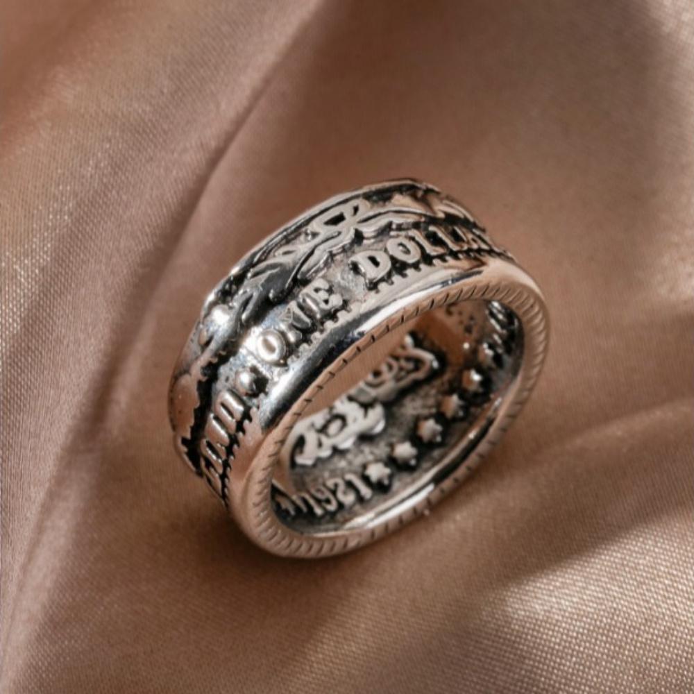 Personalized creative number letter ring, European and American men s fashionable, simple and high-end ring 7 серебряный
Personalized creative number letter ring, European and American men s fashionable, simple and high-end ring 7 серебряный