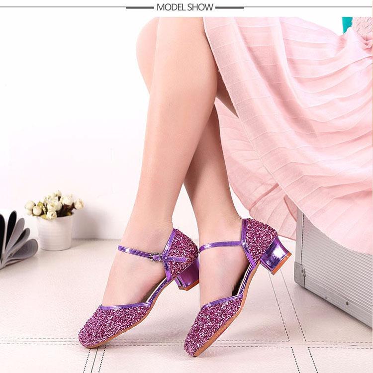 Sequins Latin Dance Shoes Girls Child Soft Rubber Soled Salsa Tango Ballroom Princess Dancing Shoes 41 фіолетовий
Sequins Latin Dance Shoes Girls Child Soft Rubber Soled Salsa Tango Ballroom Princess Dancing Shoes 41 фіолетовий