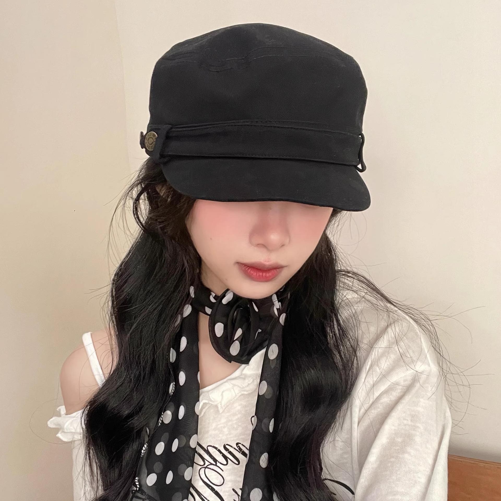 2025 new retro British style flat top women s spring and autumn high-end cap, face-showing small equestrian newsboy hat
2025 new retro British style flat top women s spring and autumn high-end cap, face-showing small equestrian newsboy hat