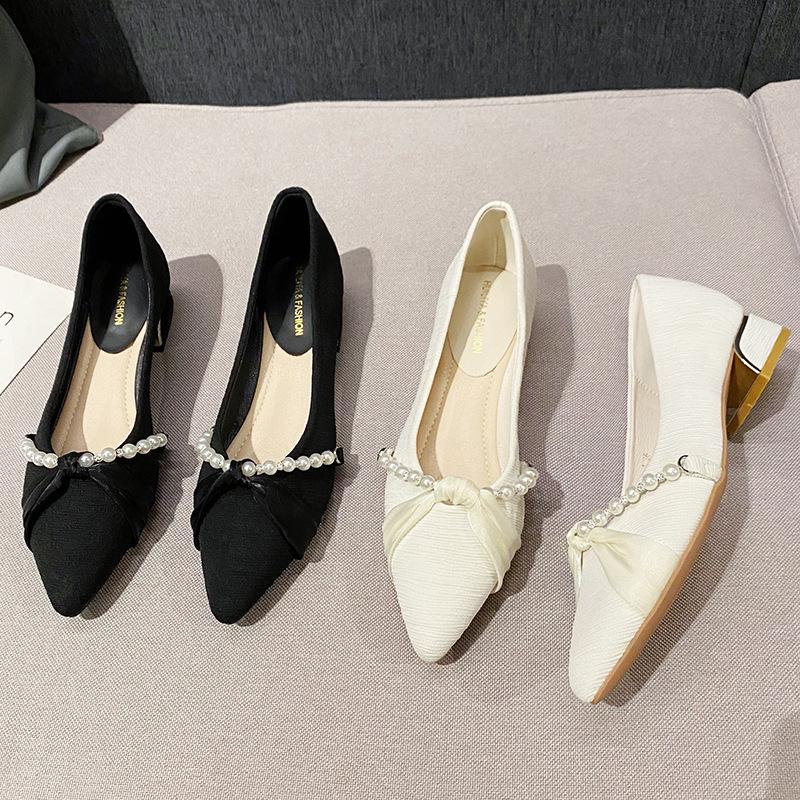 Huiliya popular French thick heel single shoes women s new women s shoes French medium heel low heel light mouth pointed shoes W86-1 35 чёрный
Huiliya popular French thick heel single shoes women s new women s shoes French medium heel low heel light mouth pointed shoes W86-1 35 чёрный