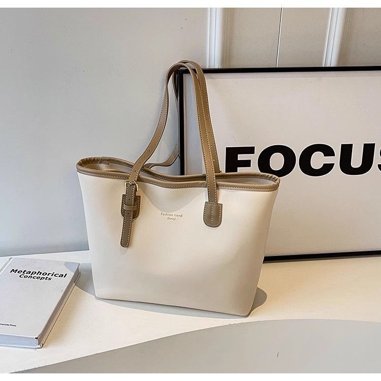 Large Capacity Bag Work High-End Casual Class Shoulder Textured Fashion Versatile Layered Commuting Tote
Large Capacity Bag Work High-End Casual Class Shoulder Textured Fashion Versatile Layered Commuting Tote