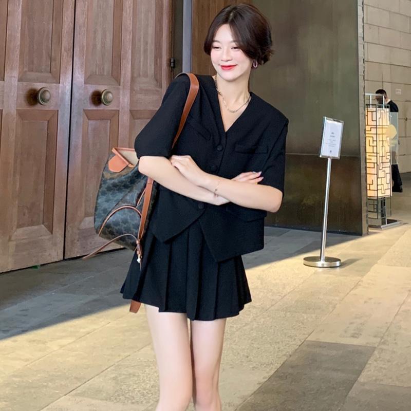 Plus Size Women s Elegant Slimming Two-Piece Suit - Flaw-Hiding and Sweet Style L for 100-120 jin
Plus Size Women s Elegant Slimming Two-Piece Suit - Flaw-Hiding and Sweet Style L for 100-120 jin