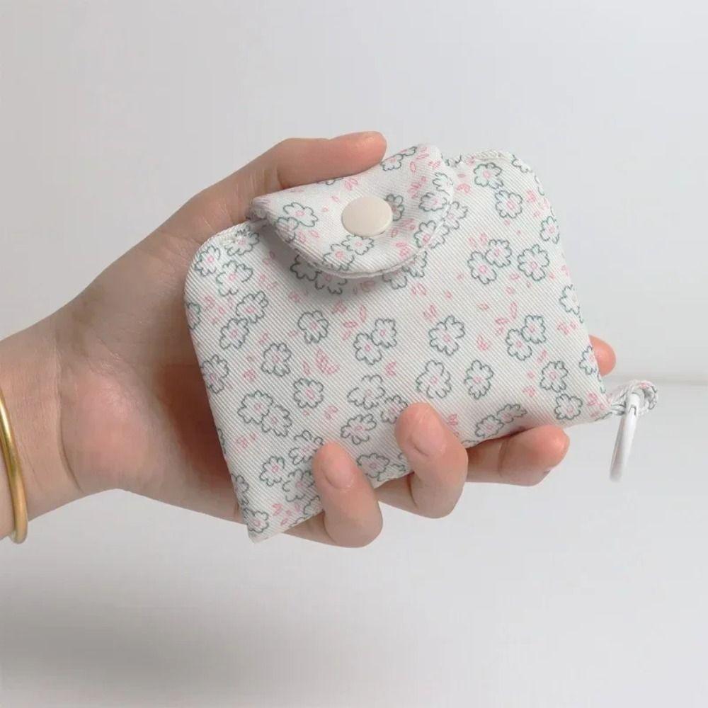 Rabbit Zipper Coin Purse Korean Style Small Storage Bag Fashion Floral Coin Purse Travel White-B Style
Rabbit Zipper Coin Purse Korean Style Small Storage Bag Fashion Floral Coin Purse Travel White-B Style