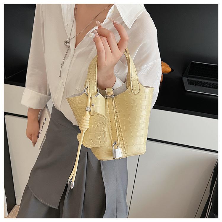 Classic New Crocodile Pattern Mini Hand Carry Crossbody Accessories Small Bag Women s Shoulder Handbag білий
Classic New Crocodile Pattern Mini Hand Carry Crossbody Accessories Small Bag Women s Shoulder Handbag білий