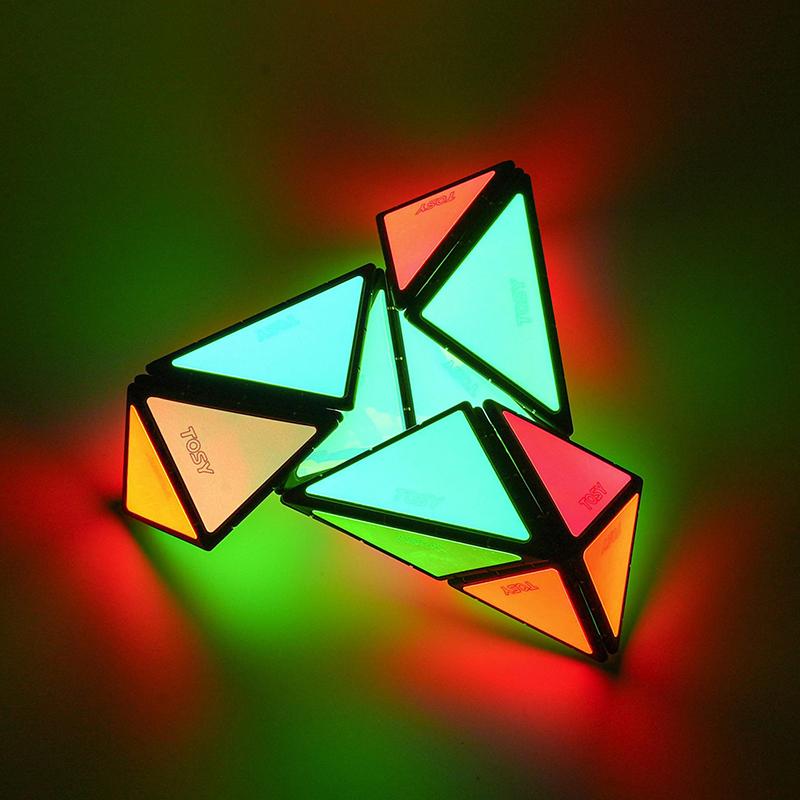 Magnet Pyramid Glow - 1 Cube Transforms Into 1 Billion Shapes 243 Rare Earth Magnets Glowing Holographic Design
Magnet Pyramid Glow - 1 Cube Transforms Into 1 Billion Shapes 243 Rare Earth Magnets Glowing Holographic Design