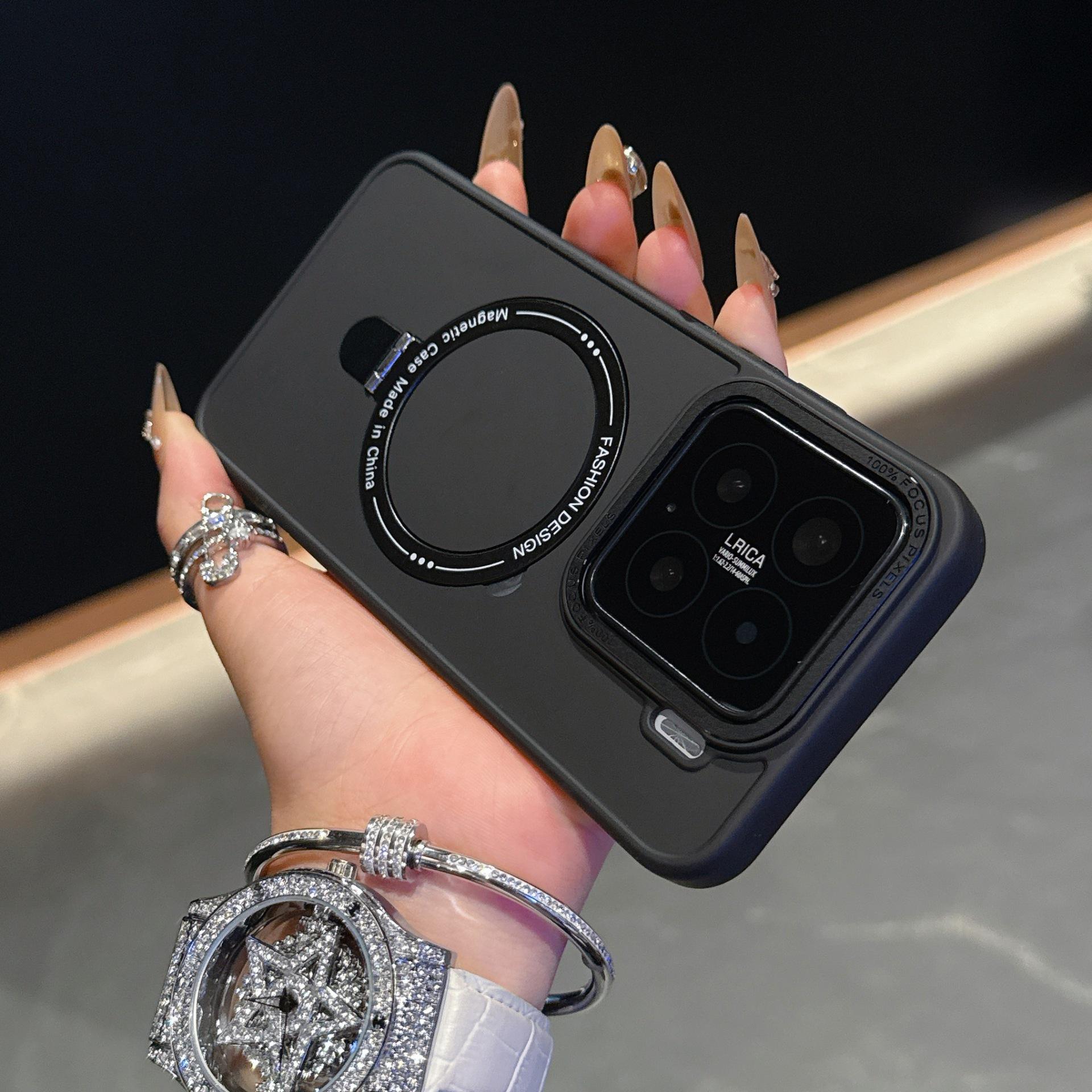 Fashionable Liquid Silicone Phone Case with Integrated Stand for 14/15 Series - Simple and Trendy Design Xiaomi 14 Pro
Fashionable Liquid Silicone Phone Case with Integrated Stand for 14/15 Series - Simple and Trendy Design Xiaomi 14 Pro