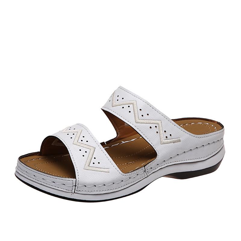 Туфли на танкетке большого размера 2025 года, весна-лето, новая повседневная мода, средний каблук, женские, одно слово, классные тапочки, место 35 белый
Туфли на танкетке большого размера 2025 года, весна-лето, новая повседневная мода, средний каблук, женские, одно слово, классные тапочки, место 35 белый