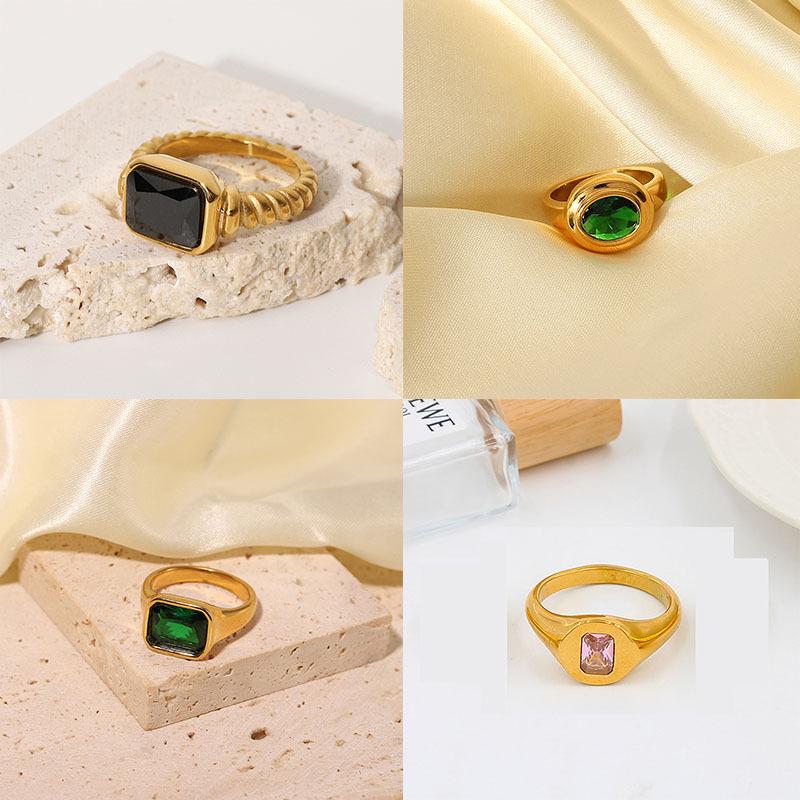 European and American Retro Zircon Ring for Women - 18K Gold Plated Stainless Steel Fashion Jewelry 54mm - US 7
European and American Retro Zircon Ring for Women - 18K Gold Plated Stainless Steel Fashion Jewelry 54mm - US 7
