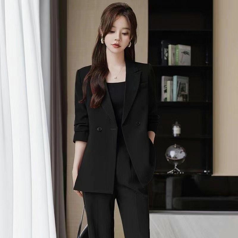 2026 Spring/Summer Women s Korean Style Casual Western Suit Set: Professional Jacket & Wide-Leg Pants 3XL
2026 Spring/Summer Women s Korean Style Casual Western Suit Set: Professional Jacket & Wide-Leg Pants 3XL