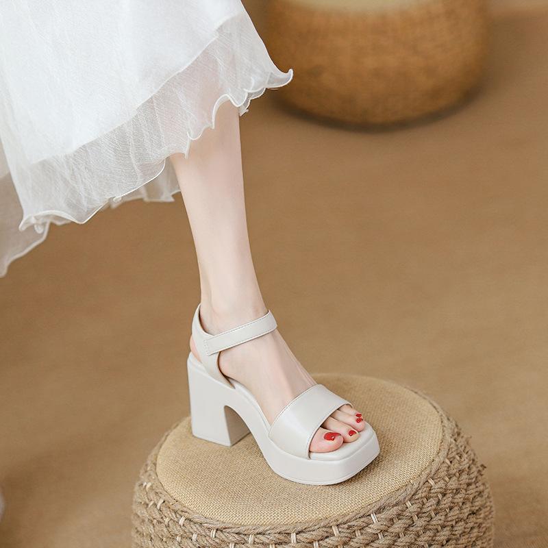 New square head thick-heeled sandals women s retro style one-word open-toed platform high heels 38
New square head thick-heeled sandals women s retro style one-word open-toed platform high heels 38