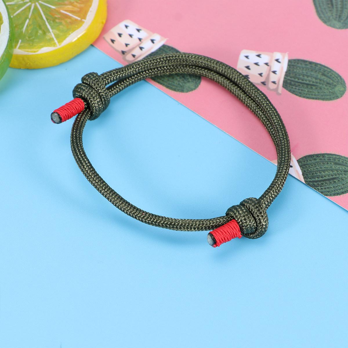 1Pcs Adjustable Braided Paracord Bracelet Premium Woven Hand Chain Fashion Jewelry for Women Birthday Valentine Mother синій
1Pcs Adjustable Braided Paracord Bracelet Premium Woven Hand Chain Fashion Jewelry for Women Birthday Valentine Mother синій