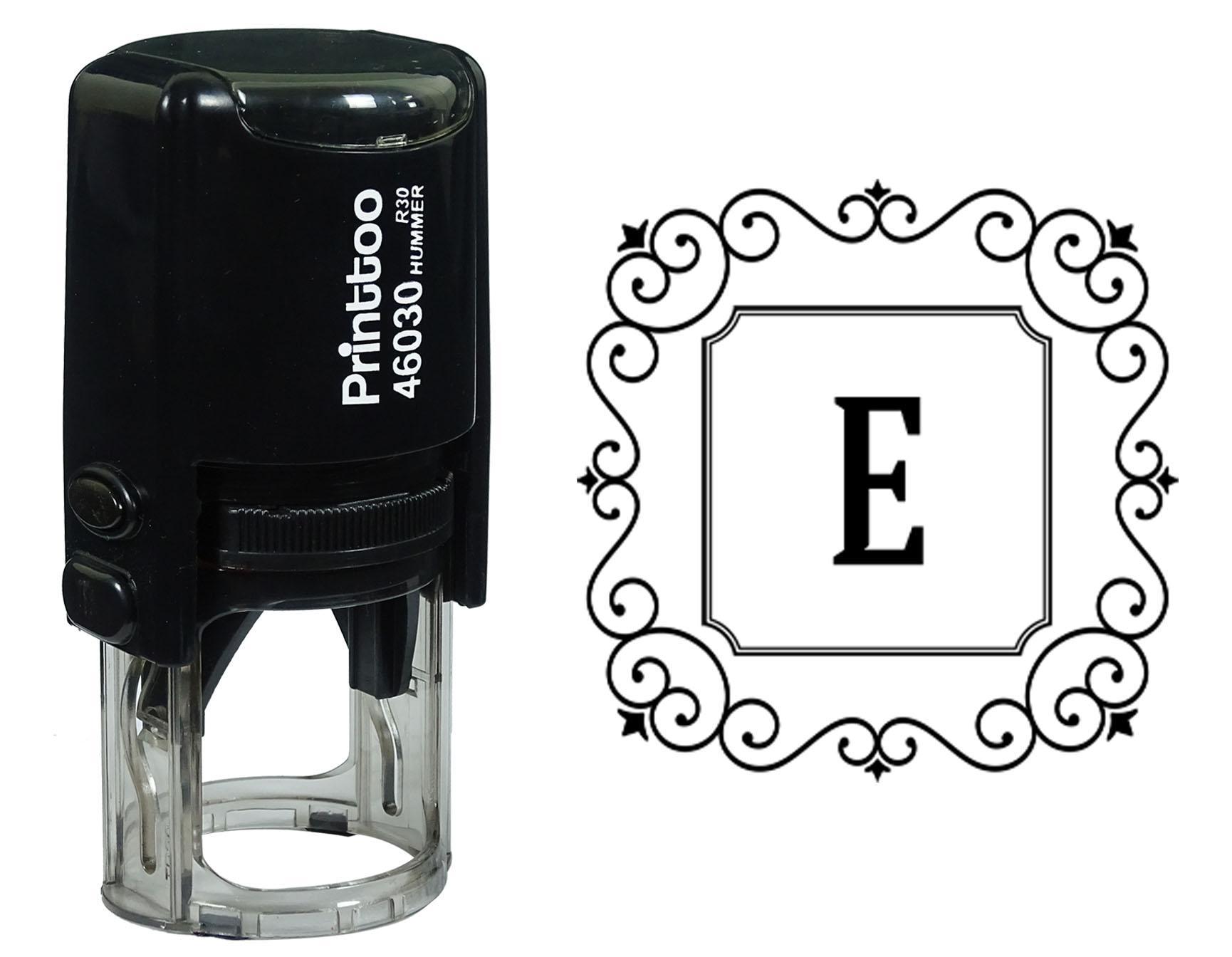 Printtoo Alphabet E Monogram Initial Square Swirl Border Self Inking Rubber Stamp Office 30 mm Diameter (Approx) чёрный
Printtoo Alphabet E Monogram Initial Square Swirl Border Self Inking Rubber Stamp Office 30 mm Diameter (Approx) чёрный