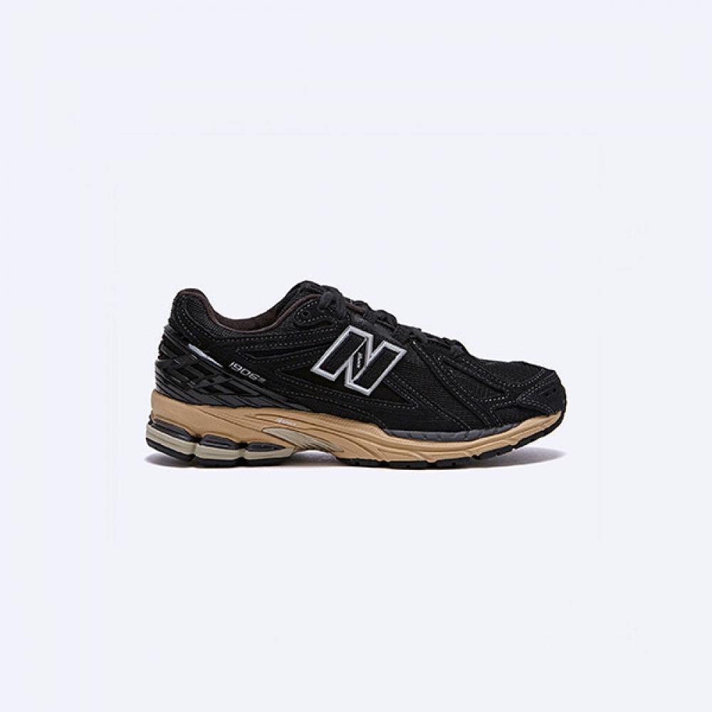 New Balance M1906rk Sneakers 225
New Balance M1906rk Sneakers 225