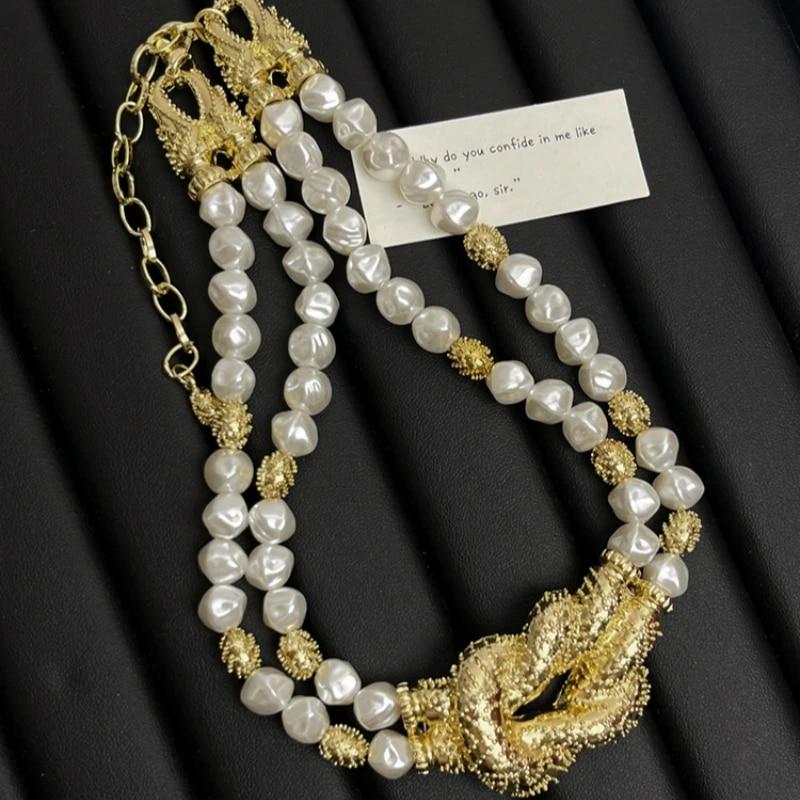 Новое многослойное жемчужное ожерелье, роскошное ретро-ожерелье из сплава, цепочка на ключицы, женское элегантное модное ожерелье, аксессуары для вечеринок
Новое многослойное жемчужное ожерелье, роскошное ретро-ожерелье из сплава, цепочка на ключицы, женское элегантное модное ожерелье, аксессуары для вечеринок