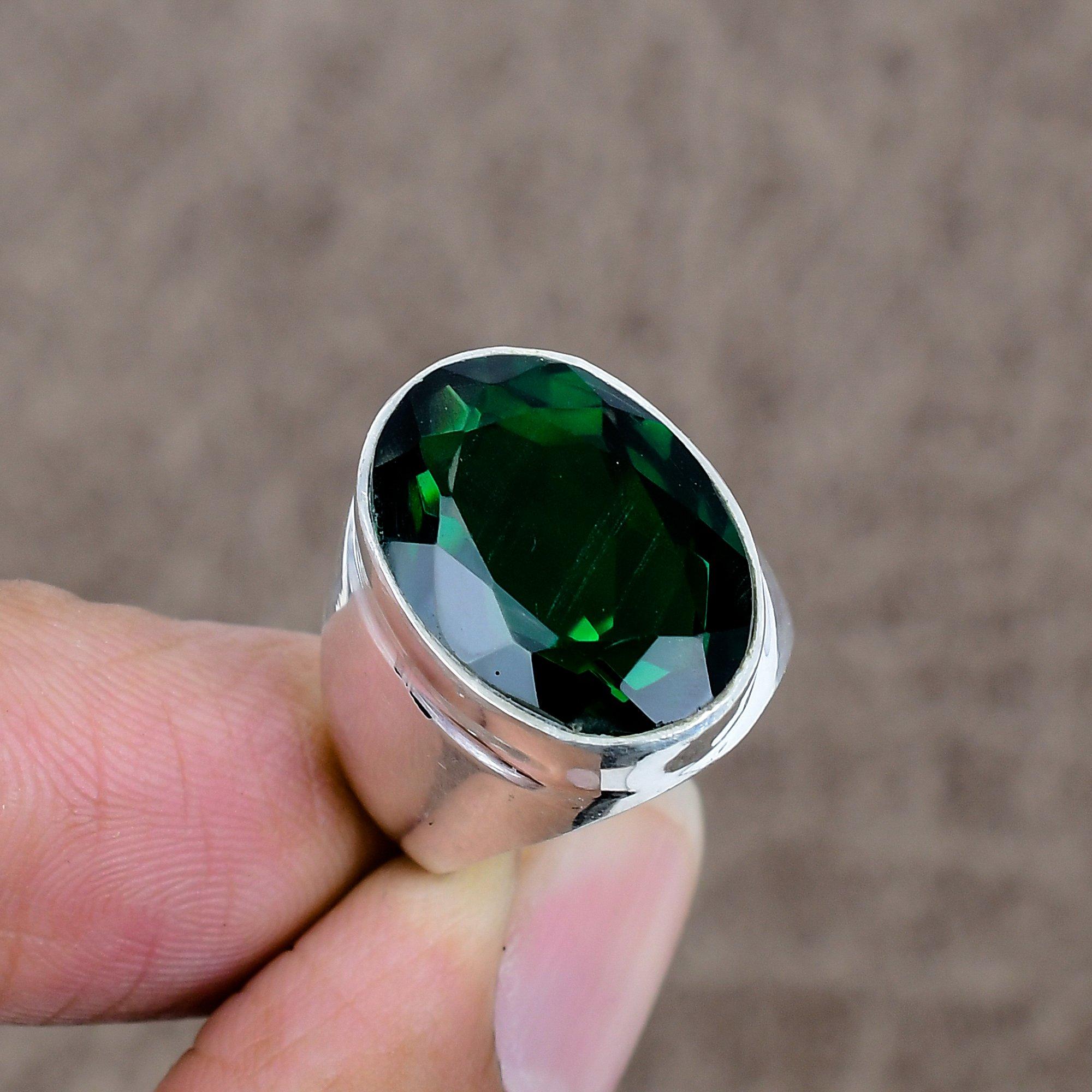 Chrome Diopside Genstone Handmade 925 Sterling Silver Jewelry Ring Size 6 KKG-516
Chrome Diopside Genstone Handmade 925 Sterling Silver Jewelry Ring Size 6 KKG-516