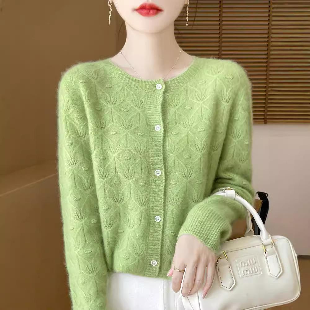 Women s 100% Pure Wool Crew Neck Cardigan – Lightweight, Hollow Knit, Long Sleeve Sweater for Spring & Autumn. M 90-100 Jin
Women s 100% Pure Wool Crew Neck Cardigan – Lightweight, Hollow Knit, Long Sleeve Sweater for Spring & Autumn. M 90-100 Jin