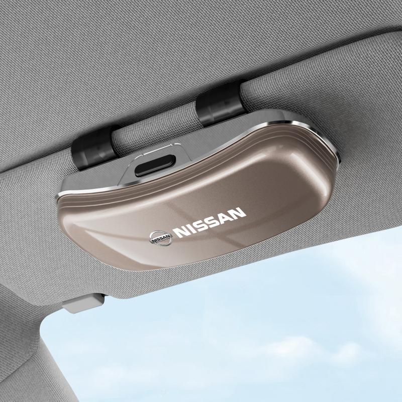 Car Emblem Sun Visor Glasses Case Sunglasses Storage Gift Box For Nissan Sylphy N7 Teana Qashqai Note Navara Juke GTR Tiida Leaf золотий
Car Emblem Sun Visor Glasses Case Sunglasses Storage Gift Box For Nissan Sylphy N7 Teana Qashqai Note Navara Juke GTR Tiida Leaf золотий