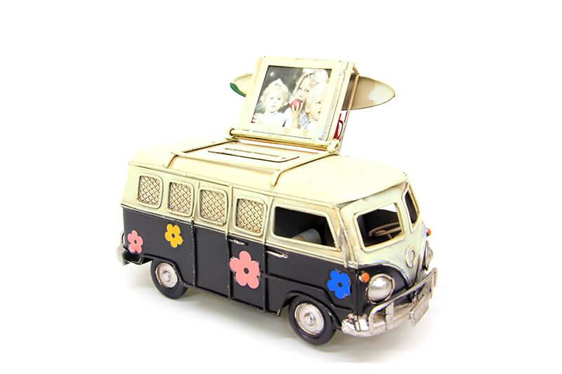 Декоративный металлический микроавтобус с рамой и копилкой
Декоративный металлический микроавтобус с рамой и копилкой