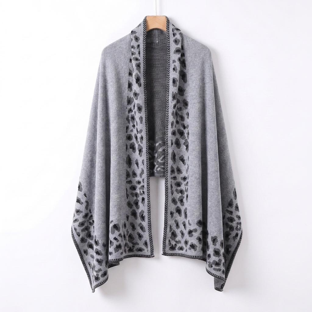 European and American Leopard Print Women s Scarf Long and Versatile Shawl Fashionable New Style Temperament Retro Ethnic Jacquard Long Scarf 65*180 сірий колір
European and American Leopard Print Women s Scarf Long and Versatile Shawl Fashionable New Style Temperament Retro Ethnic Jacquard Long Scarf 65*180 сірий колір