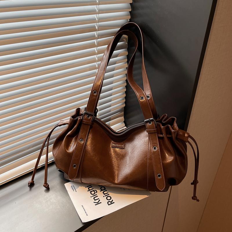 Stylish Shoulder Hobo Bags For Women 2026 Fall Latest Designer Handbags Luxury Motor Bag Pure Color Casual Street Crossbody Bags 48x20x13cm кавовий
Stylish Shoulder Hobo Bags For Women 2026 Fall Latest Designer Handbags Luxury Motor Bag Pure Color Casual Street Crossbody Bags 48x20x13cm кавовий